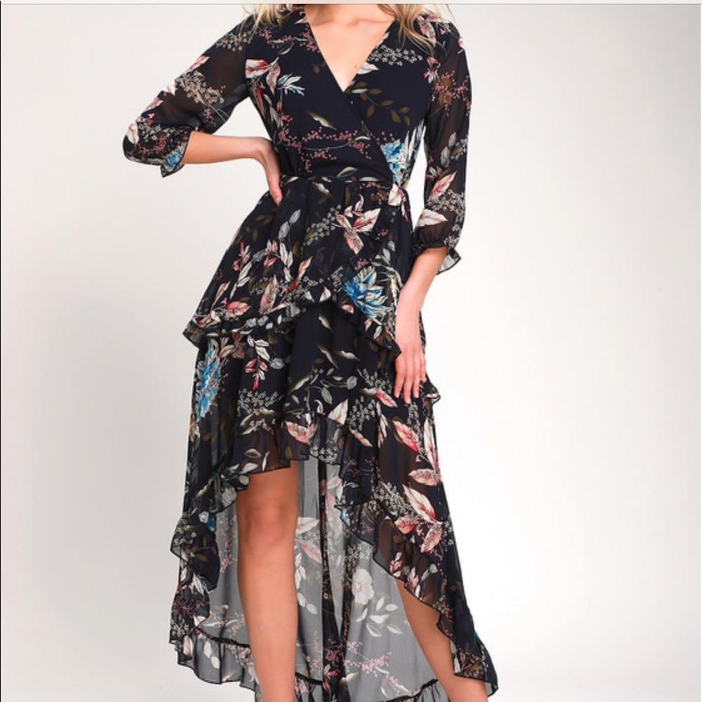 Lulu’s navy floral maxi dress XS